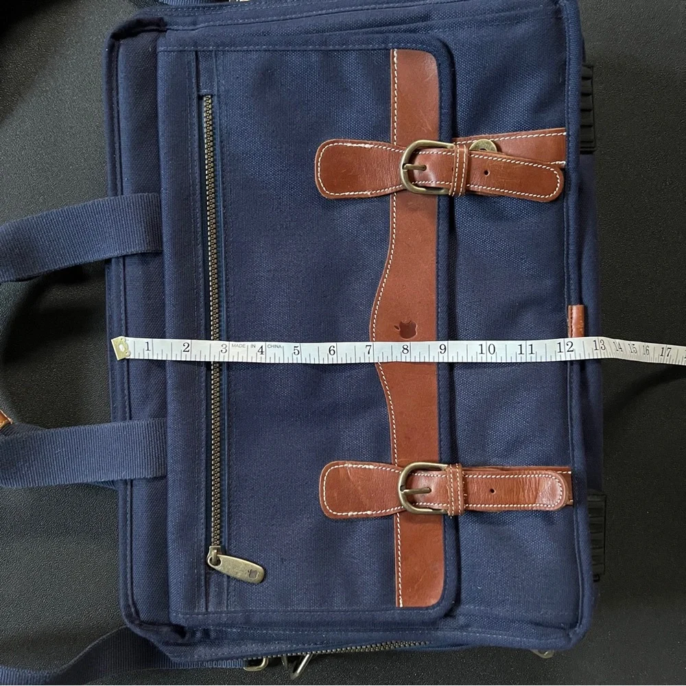 Apple Laptop Bag Mac Computer Shoulder Messenger Leather Accents Navy Canvas EUC